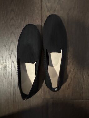 Black Slip-On Knit Loafers